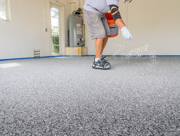 Top Polyaspartic & Epoxy Garage Coatings in Sarasota