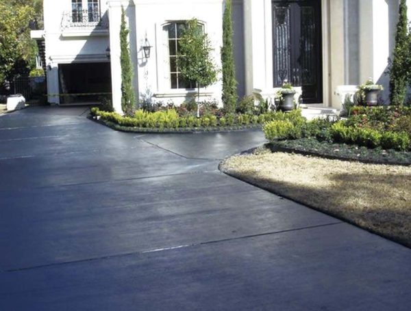 Protect Worn Driveways With Epoxy Coatings in Palmetto