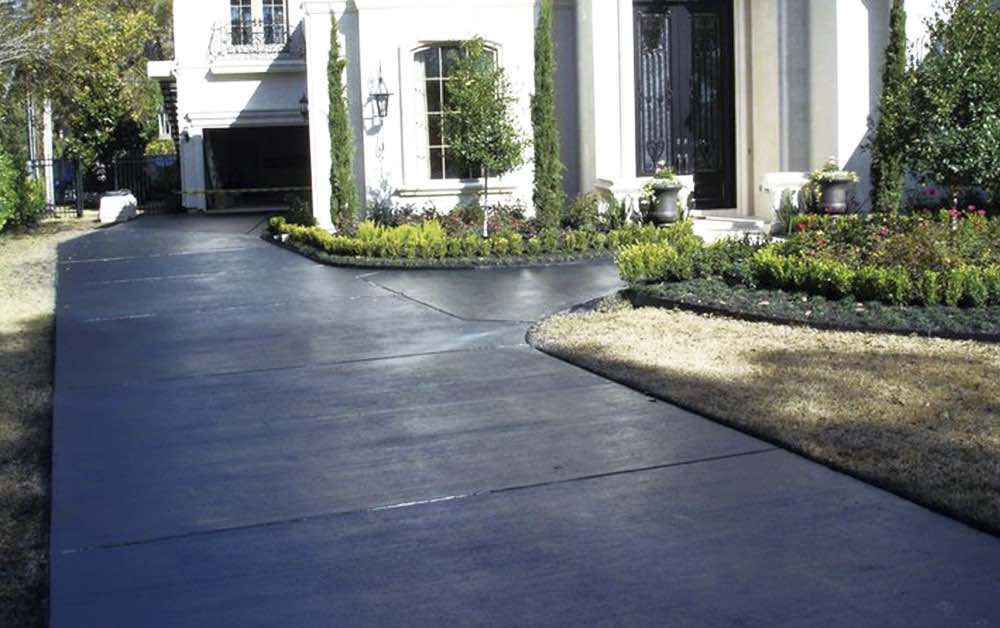 Protect Worn Driveways With Epoxy Coatings in Palmetto