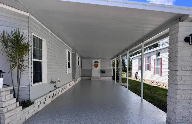 Epoxy Coatings in Parrish, FL: What Garage Owners Need